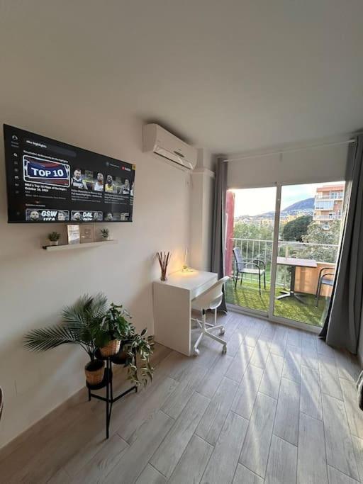 Estudio Con Vistas Al Mar, Piscinas, Recepcion 24 Hs * Benalmadena