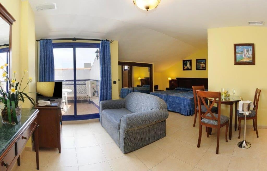 Vivemar Hotel 4*