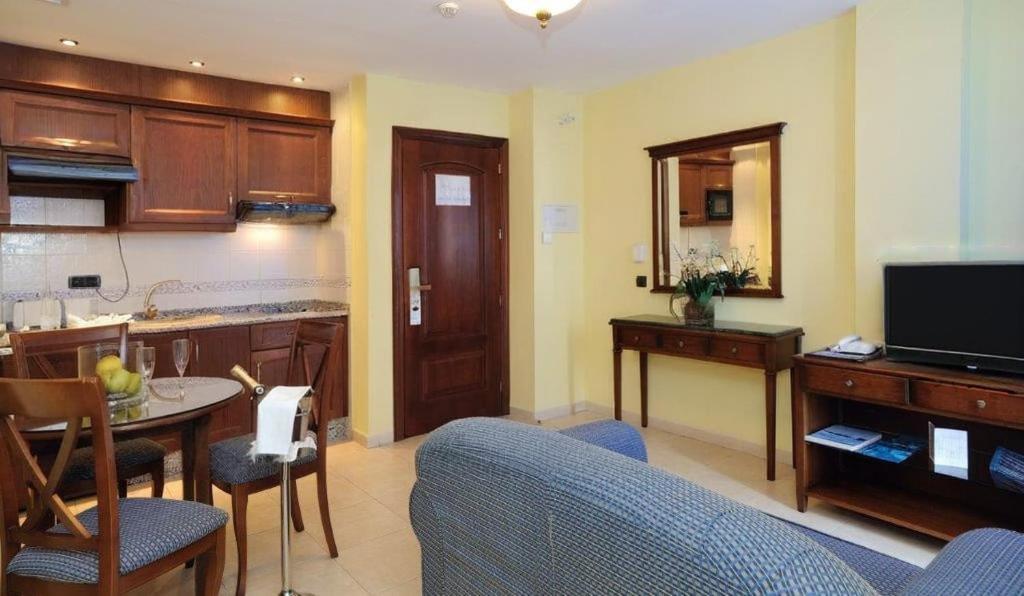 Vivemar Hotel 4*