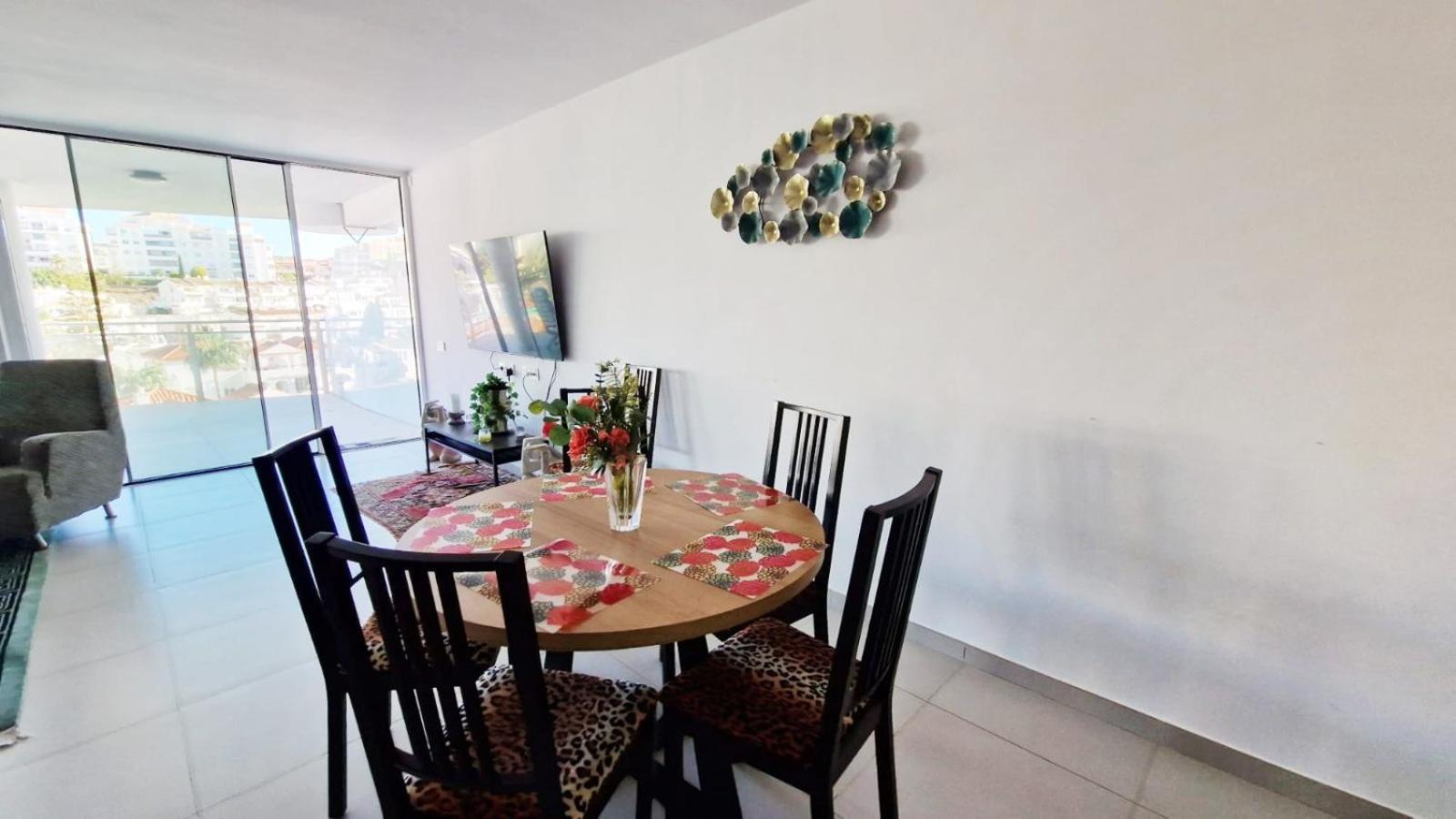 Stunning 3 Bed *