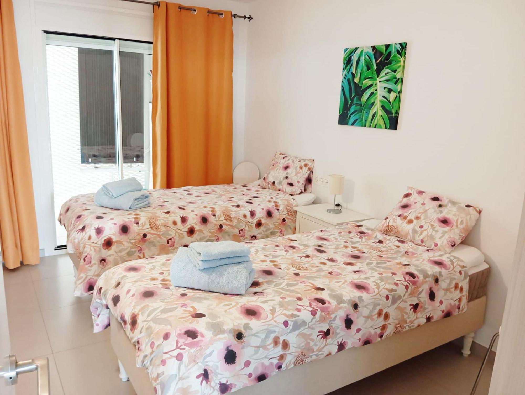 Apartment Stunning 3 Bed Benalmadena