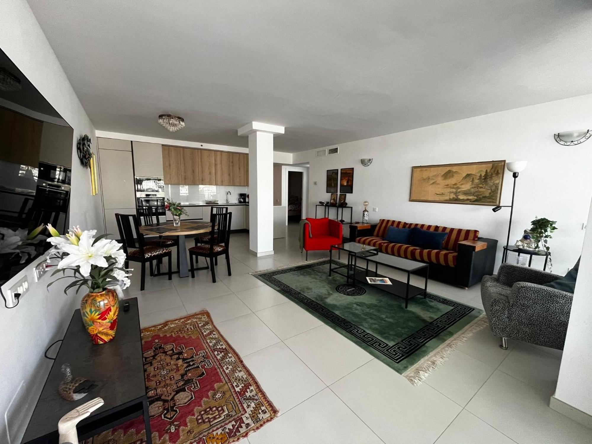 Stunning 3 Bed Apartment Benalmadena