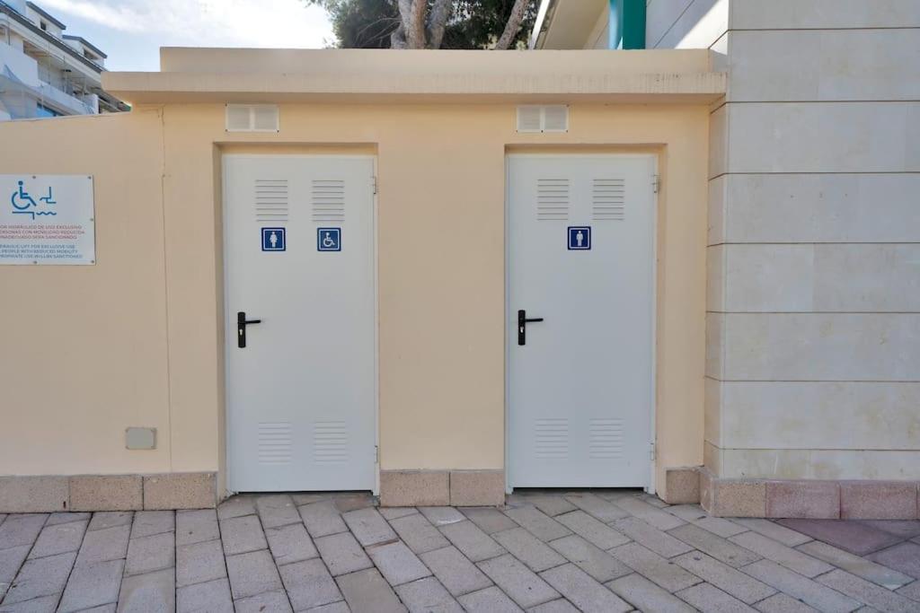 Con Terraza Y Piscina En Puerto Marina - Mistral Apartment Benalmadena