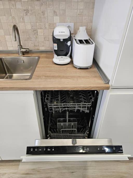 Luxury 30m From Apartment