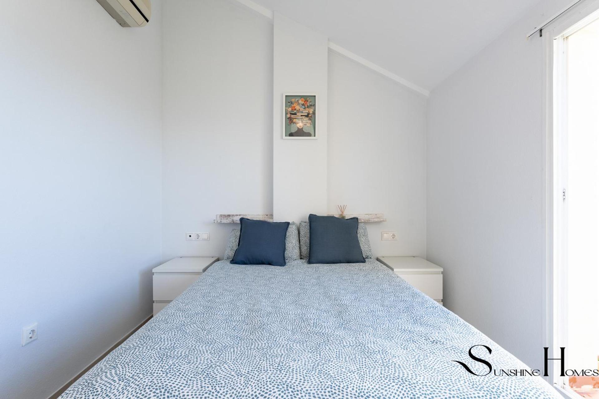 3-bed Seaview Escape, Pool, Garage, 4 Terraces Holiday home Benalmadena