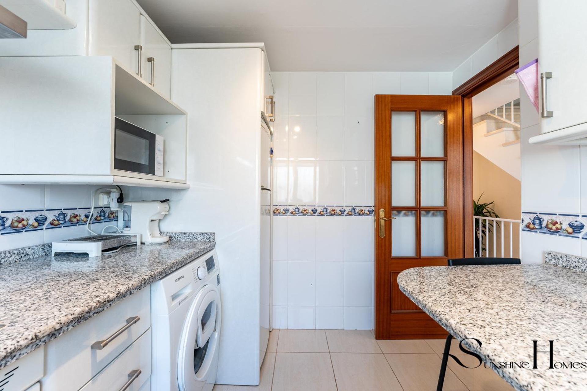 Holiday home 3-bed Seaview Escape, Pool, Garage, 4 Terraces *