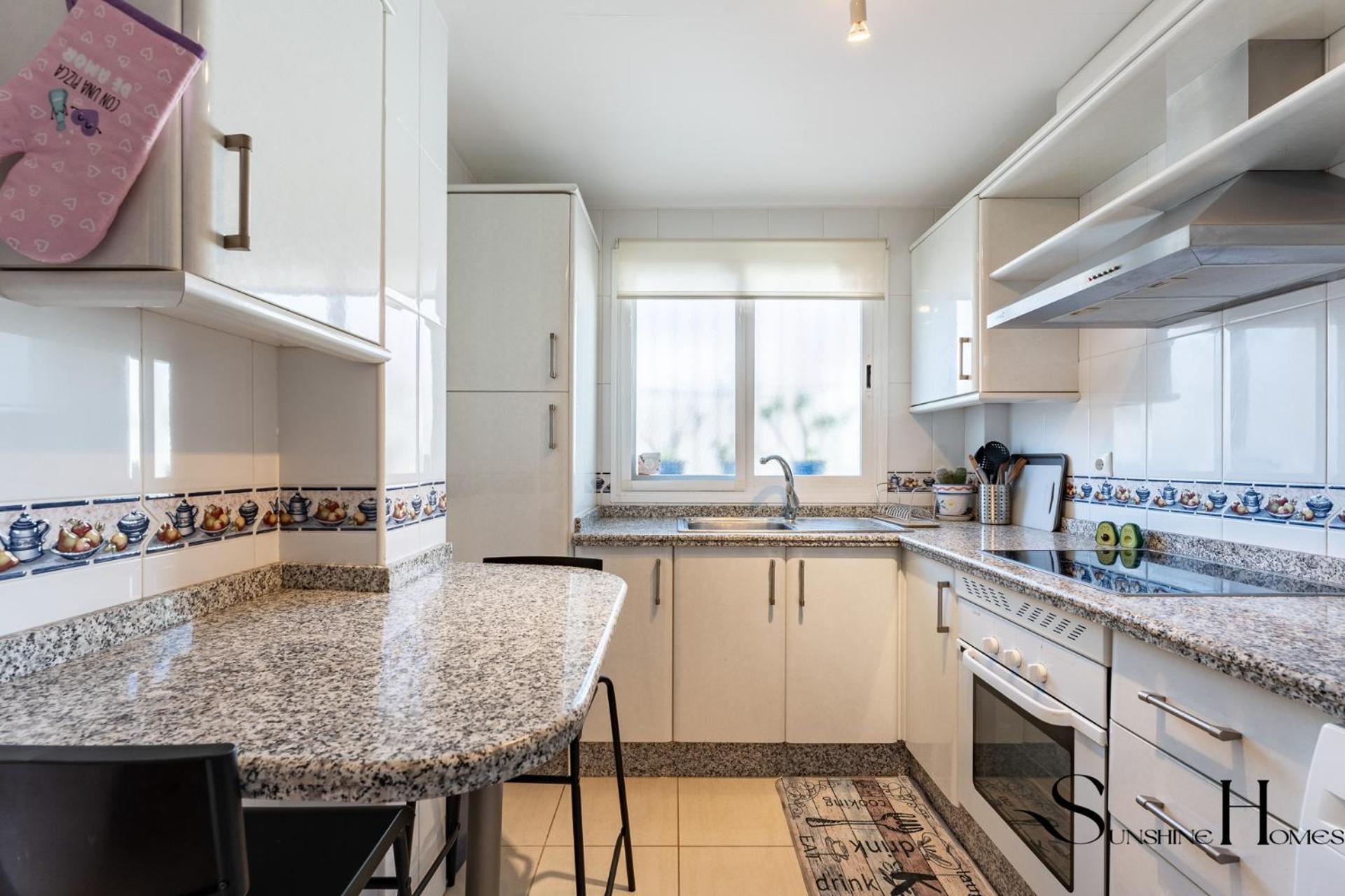 3-bed Seaview Escape, Pool, Garage, 4 Terraces