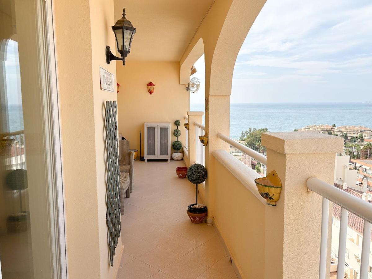 Beautiful With Sea Views! Appartement Benalmádena