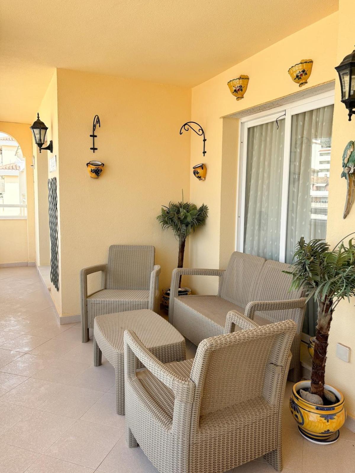 Beautiful With Sea Views! Benalmádena