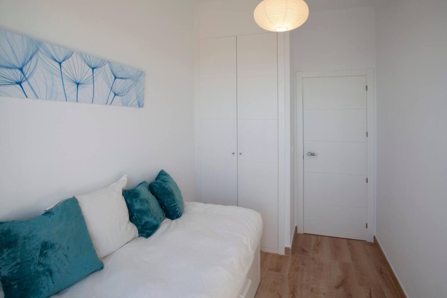 Apartment New In Pueblo With Views Benalmádena