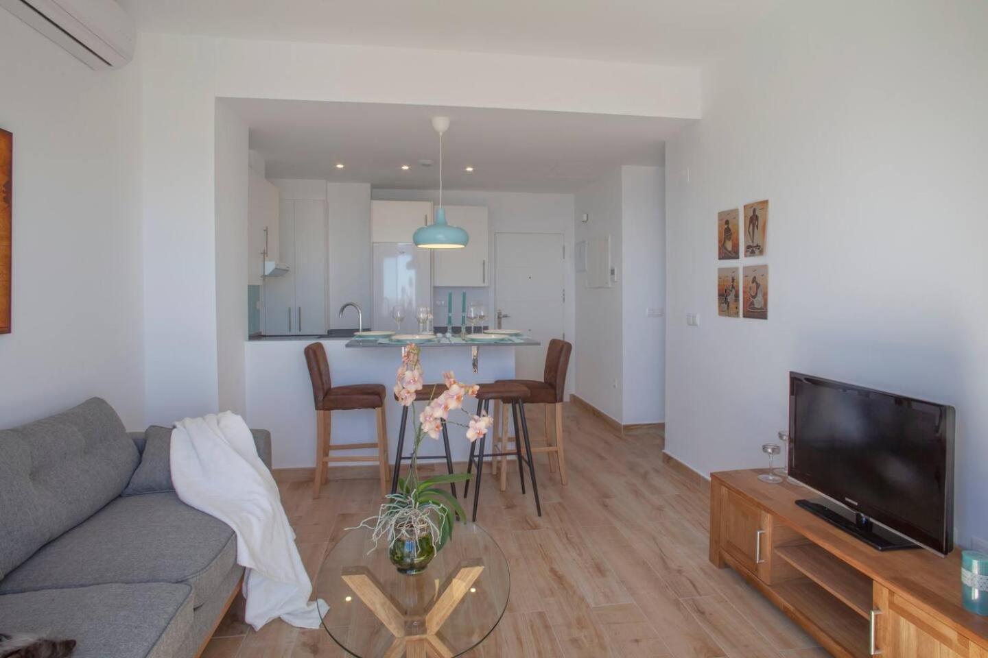 New In Pueblo With Views Apartment *