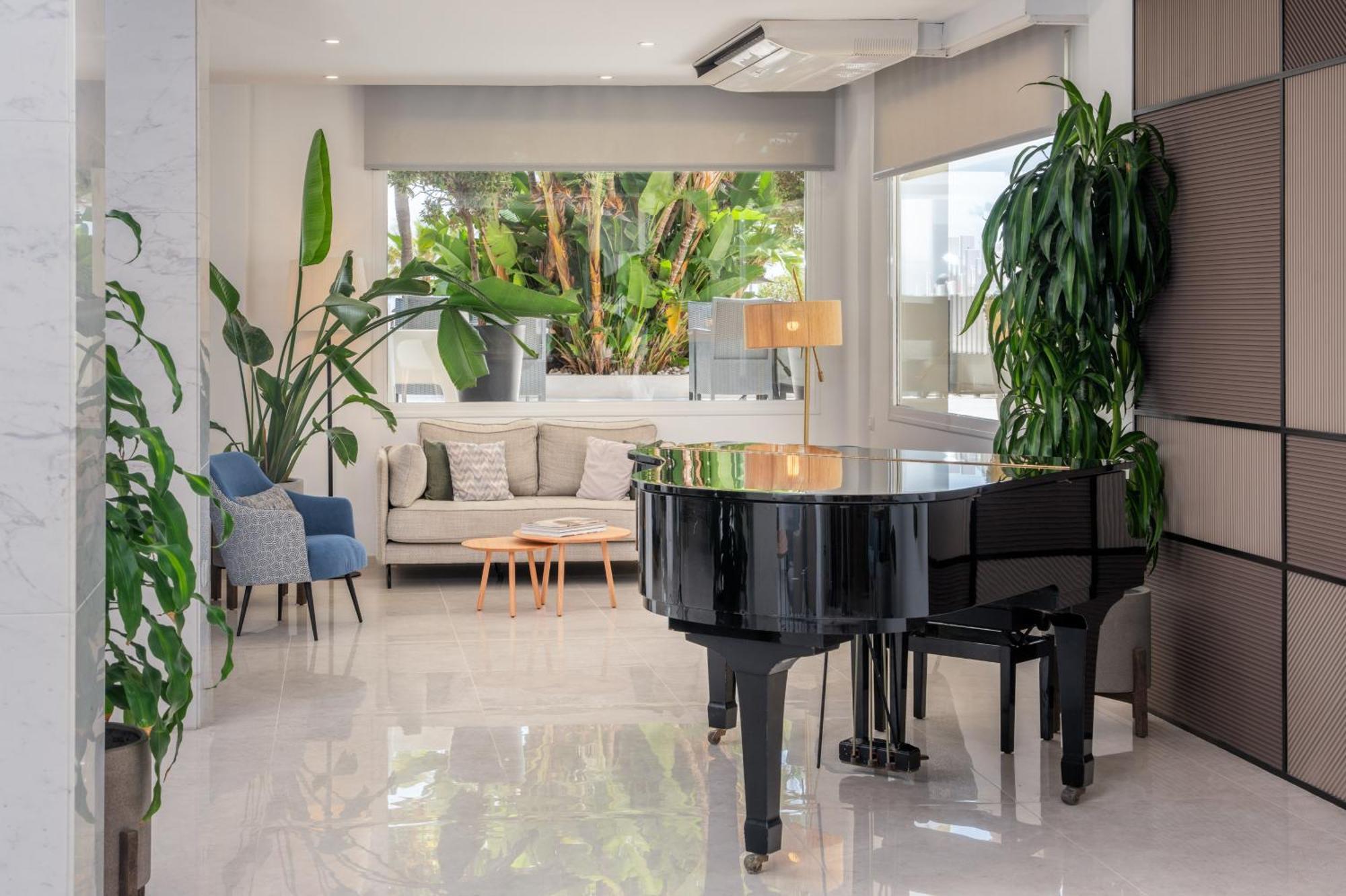 Hotel Arenas, Affiliated By Melia 4*