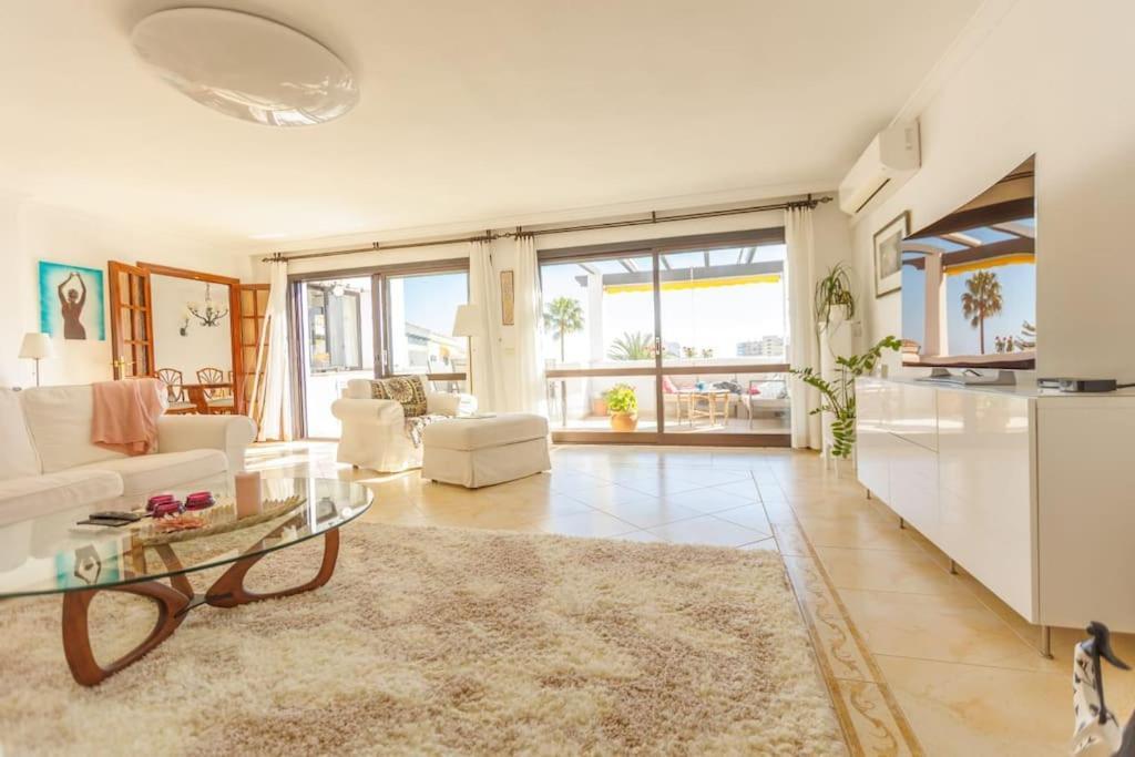 Apartment Luxurious Space For Your Vacation