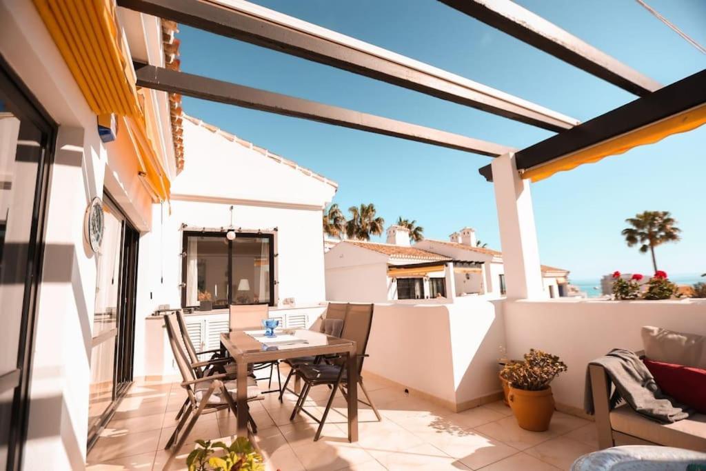 Apartment Luxurious Space For Your Vacation Benalmadena
