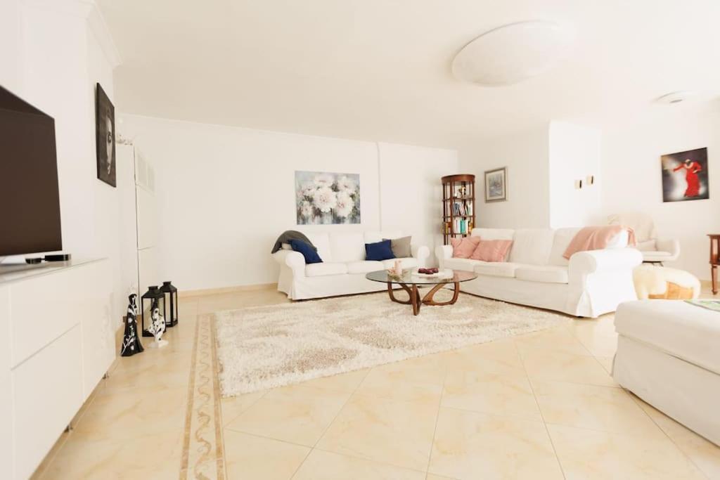 Luxurious Space For Your Vacation