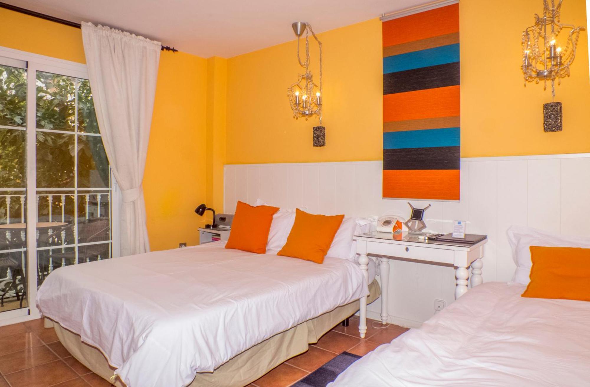 Boutique Pueblo 2*