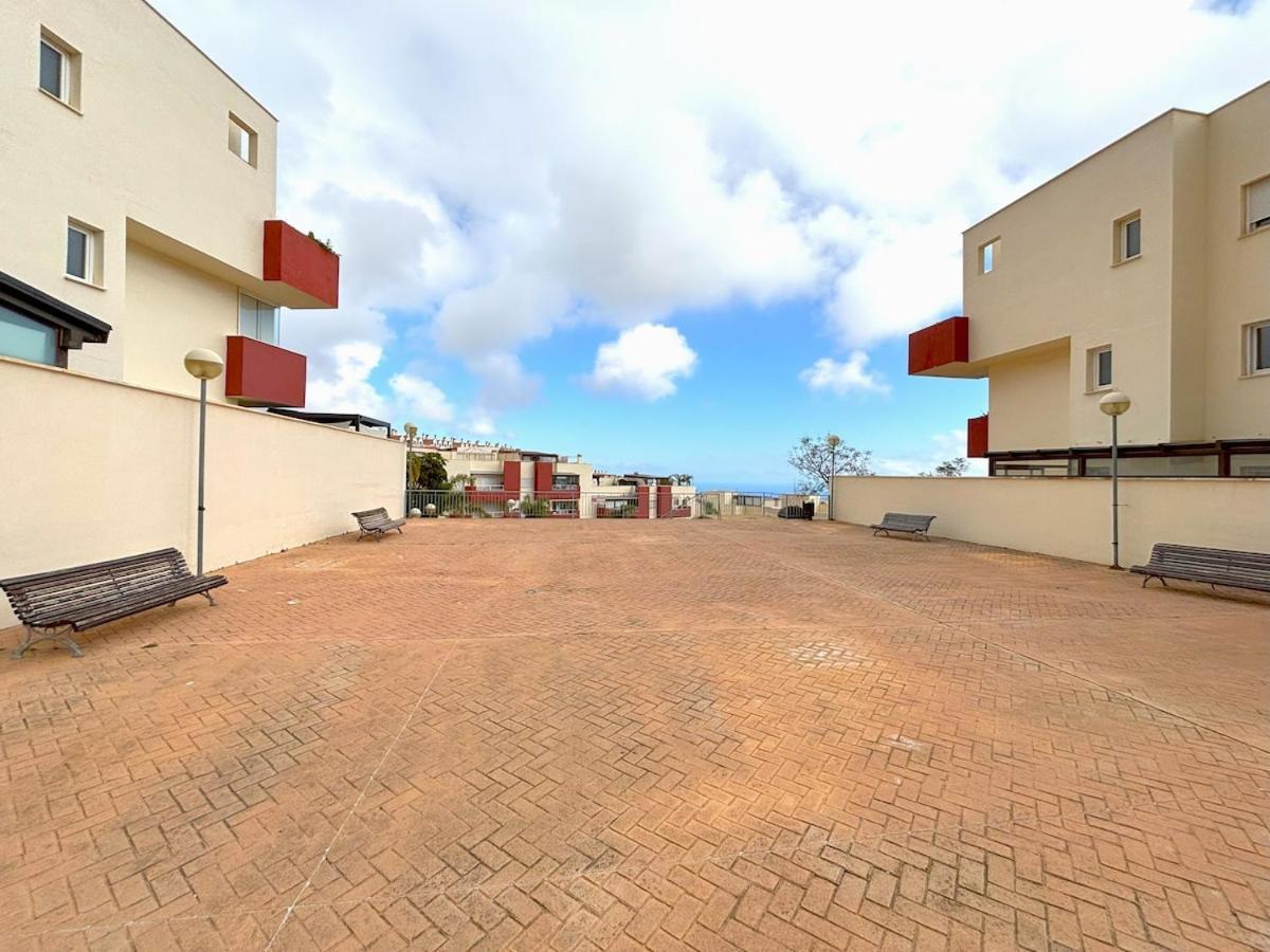 Evans Realty Bt Atico Con Garaje & Piscinas & Padel Apartment Benalmadena