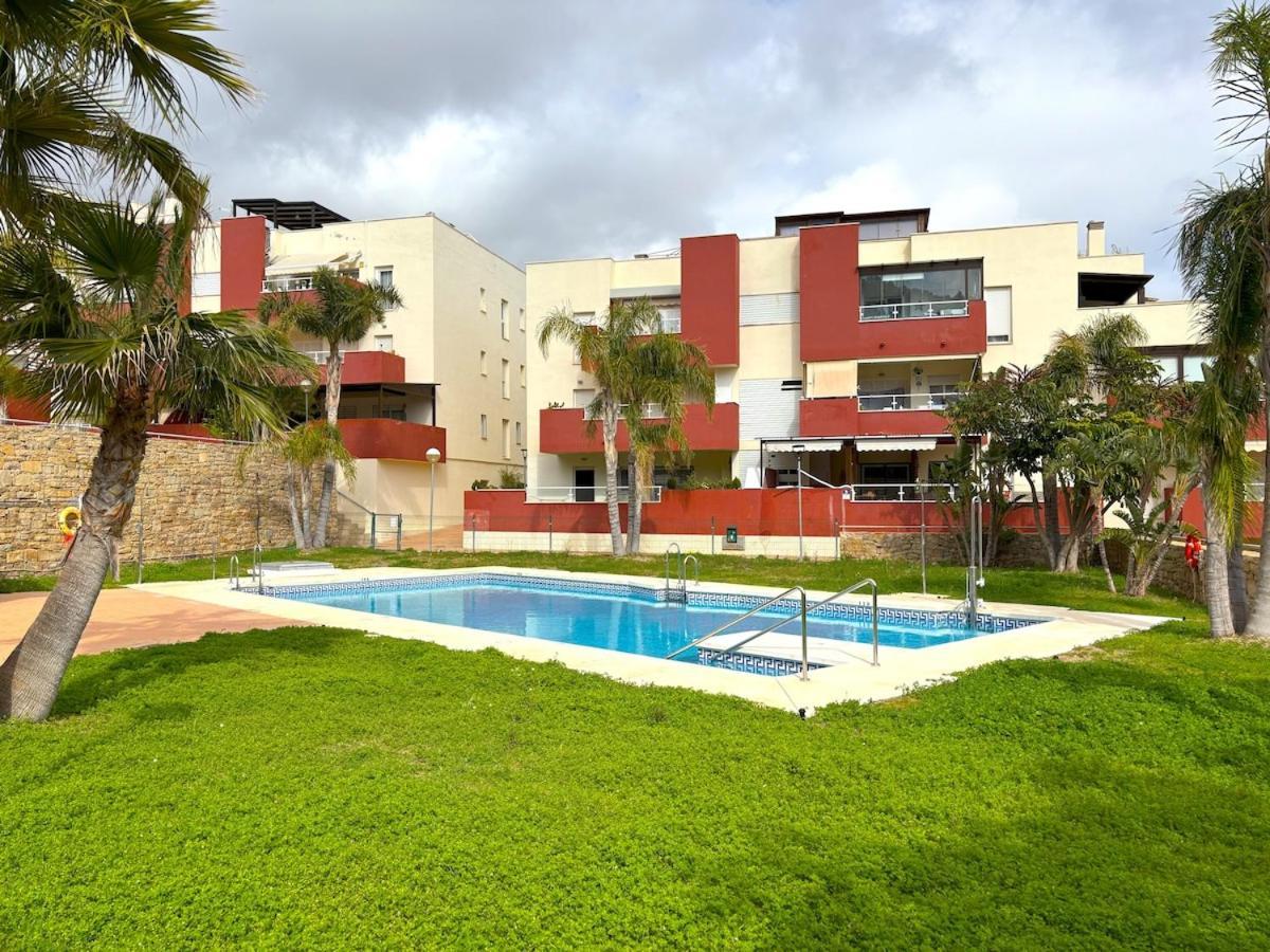 Evans Realty Bt Atico Con Garaje & Piscinas & Padel