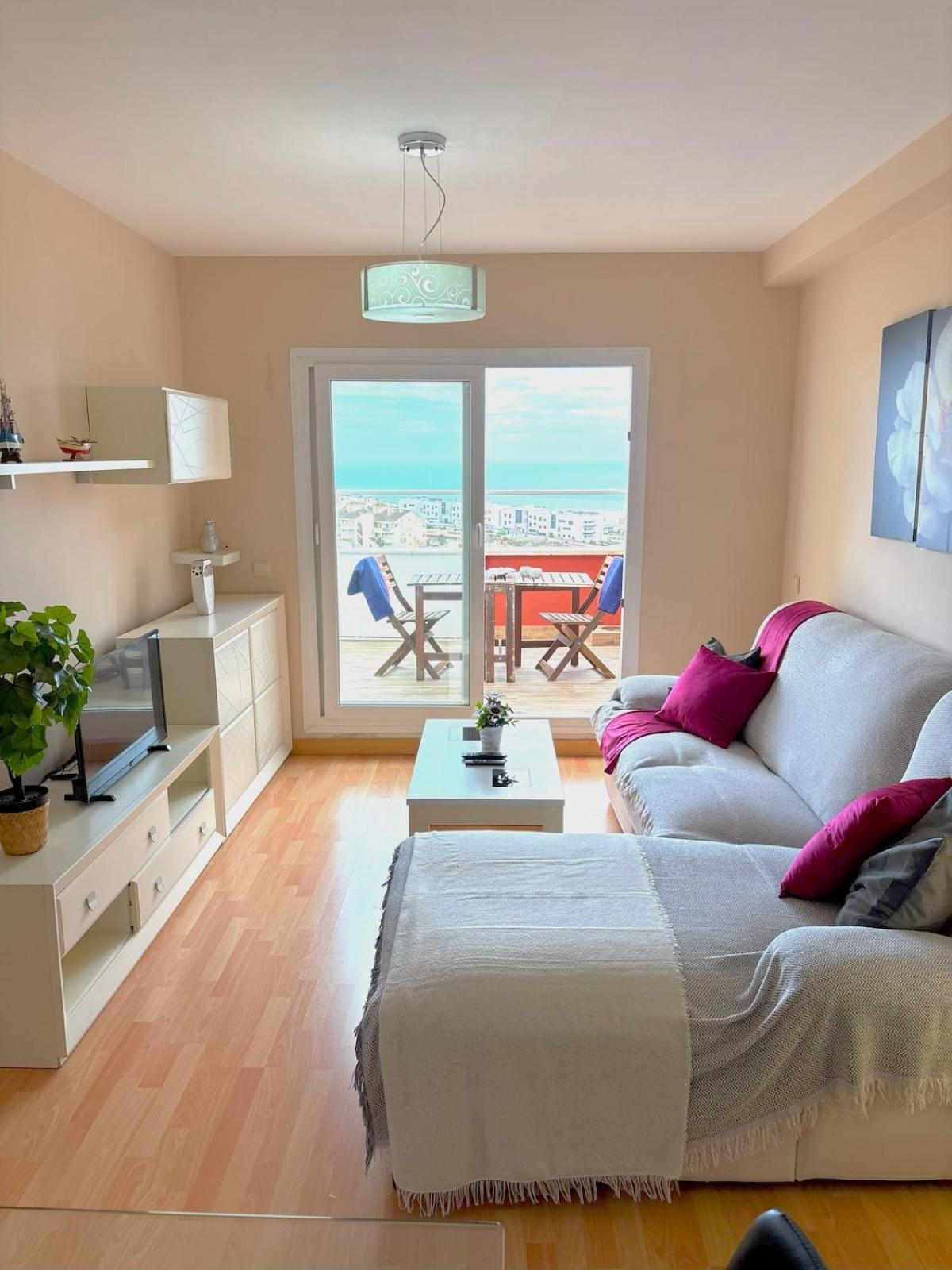 Evans Realty Bt Atico Con Garaje & Piscinas & Padel Apartment