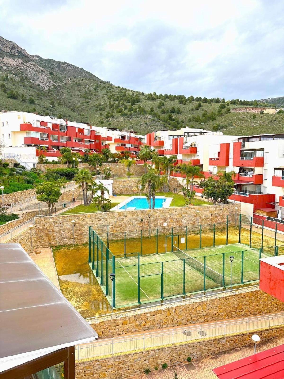 Evans Realty Bt Atico Con Garaje & Piscinas & Padel Apartment *