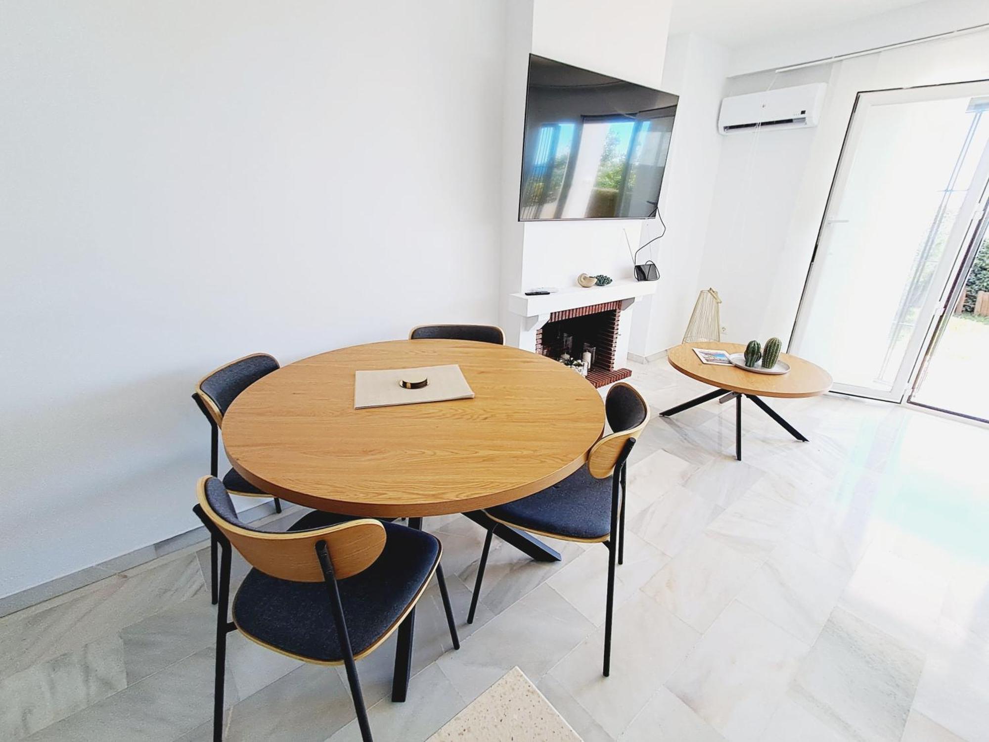 Apartment Beachside Bliss *