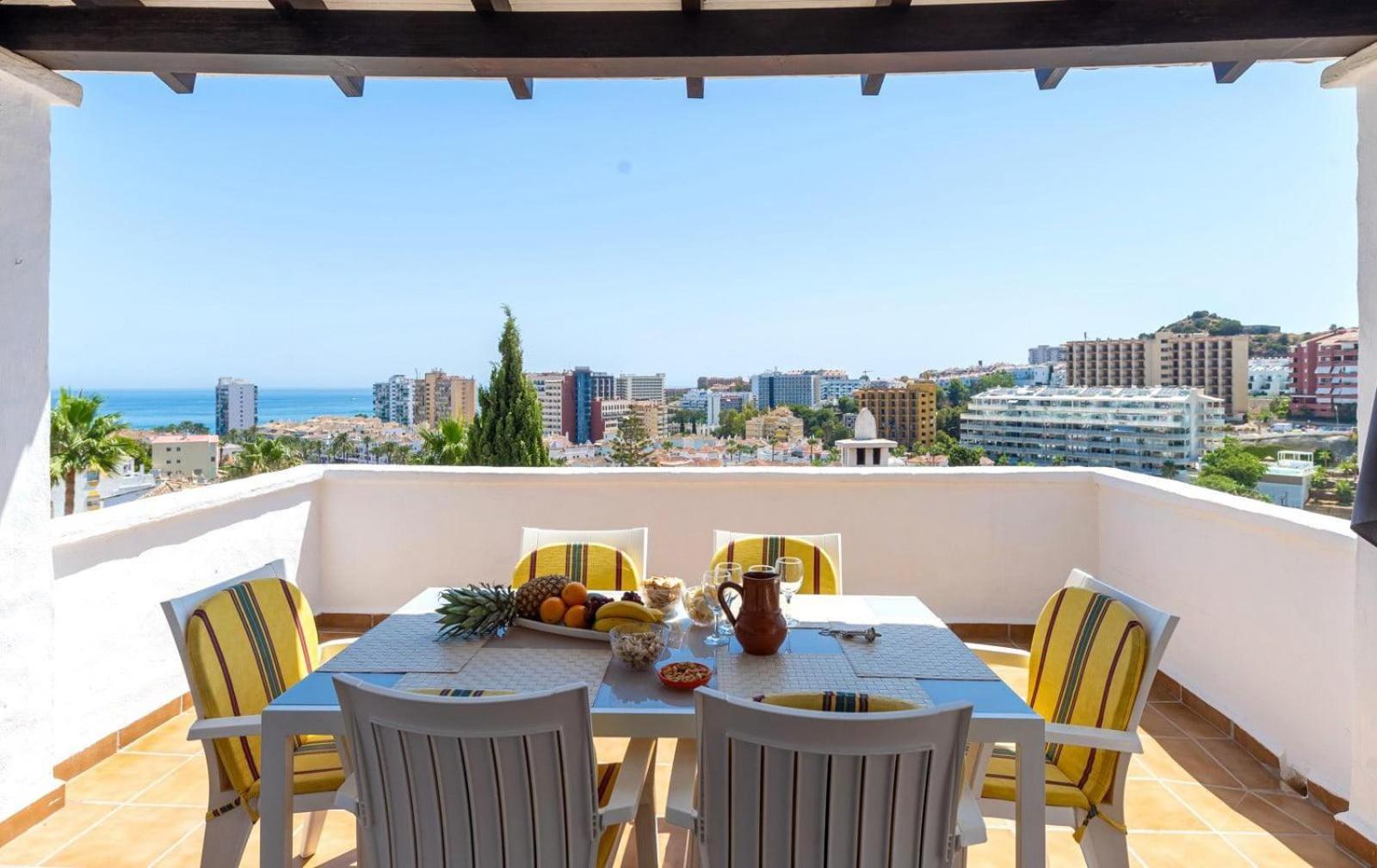 Wonderful 3 Bedroom With Two Spacious Terraces *