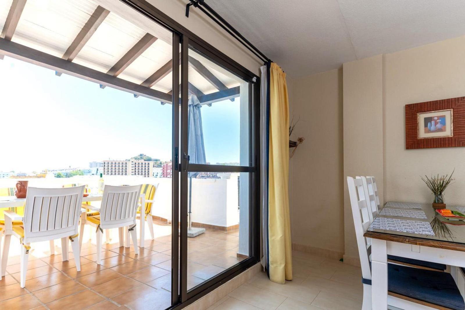 Wonderful 3 Bedroom With Two Spacious Terraces Benalmadena