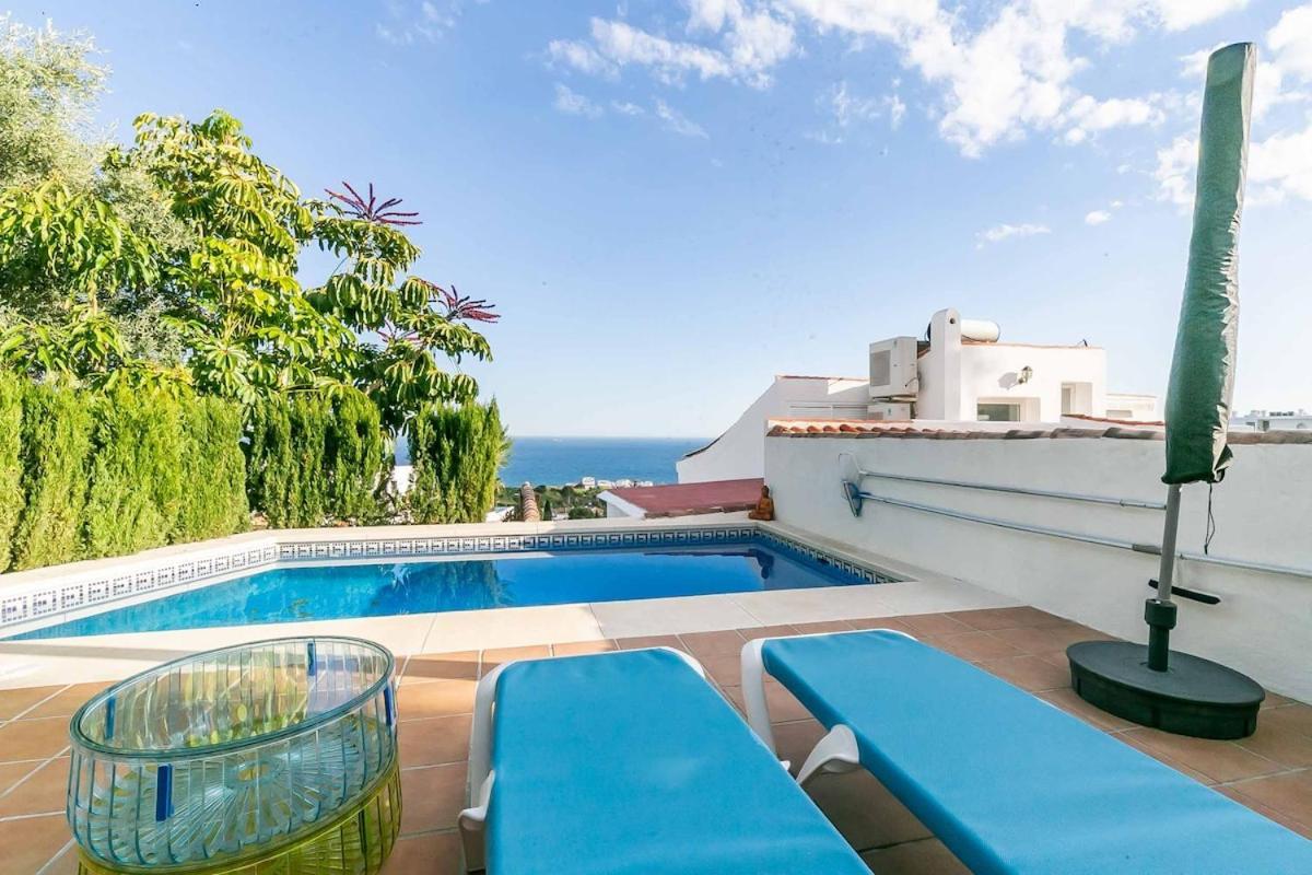129 - Stunning Townhouse With Private Pool & Views, Apartment Benalmadena
