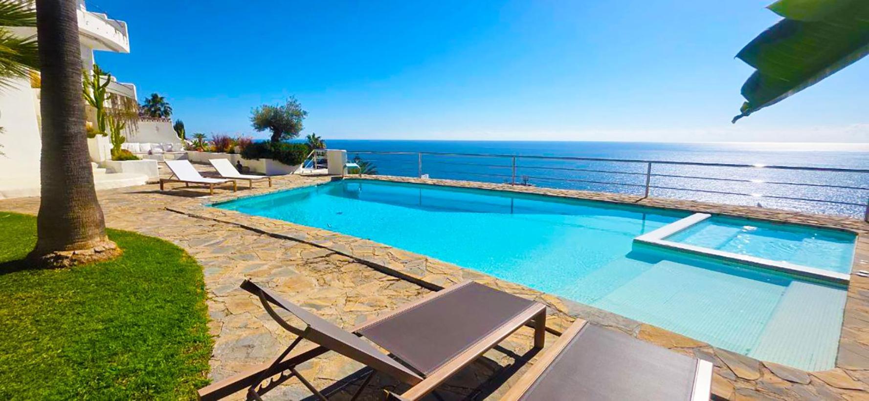 R7- Luxury With Ocean Views Villa