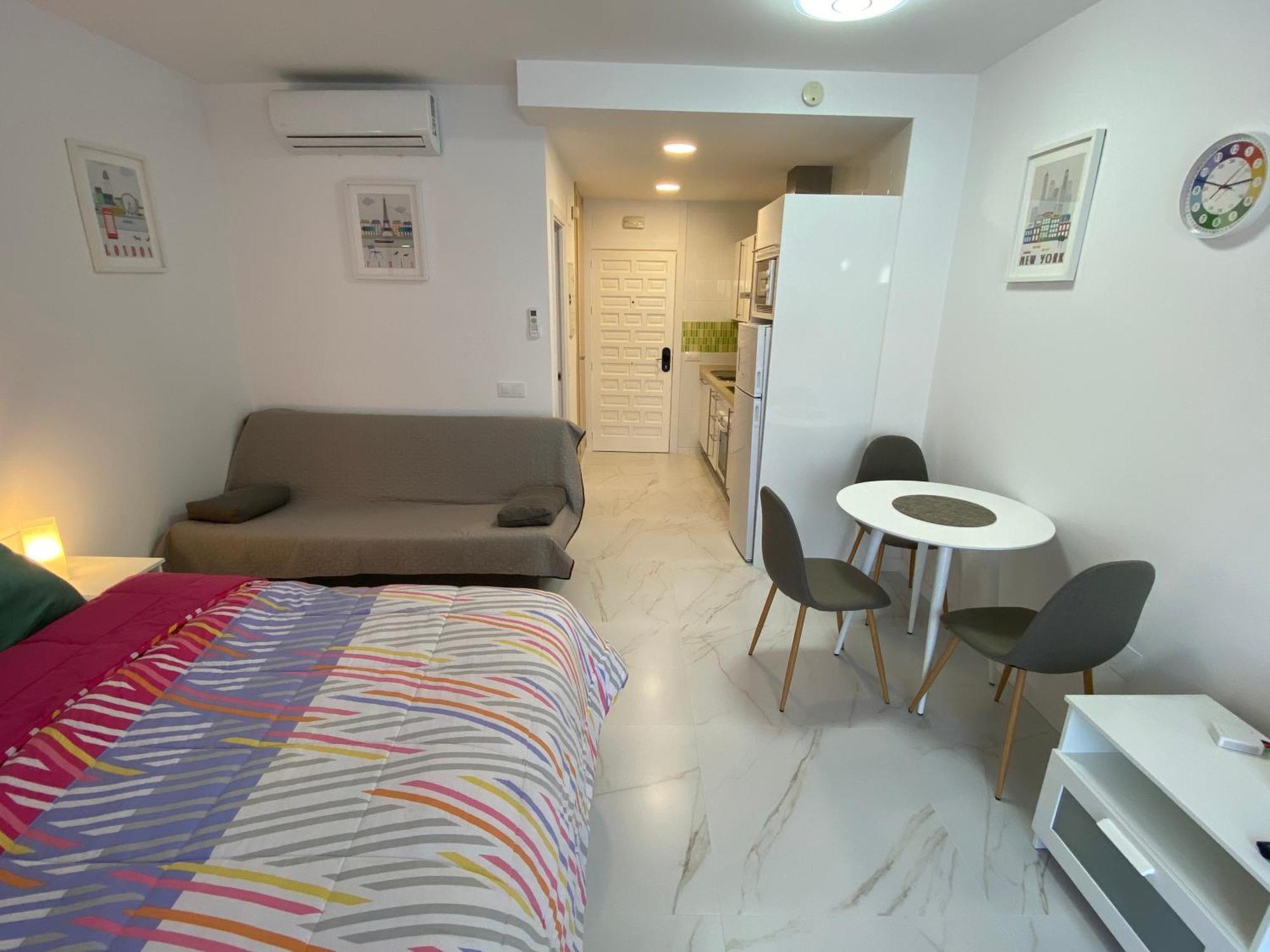 Benalbeach Loft Encatador Aparthotel Benalmadena