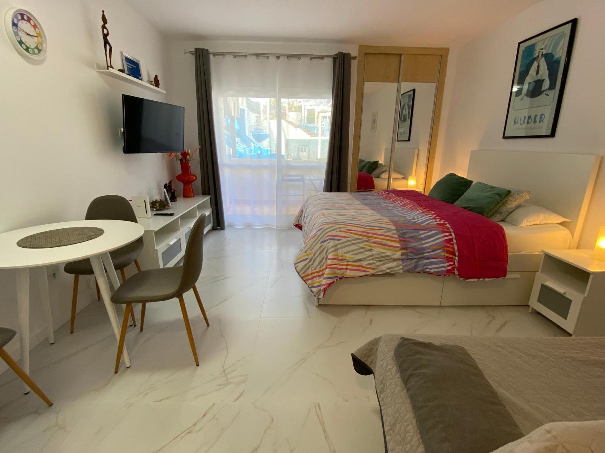Benalbeach Loft Encatador Aparthotel Benalmadena