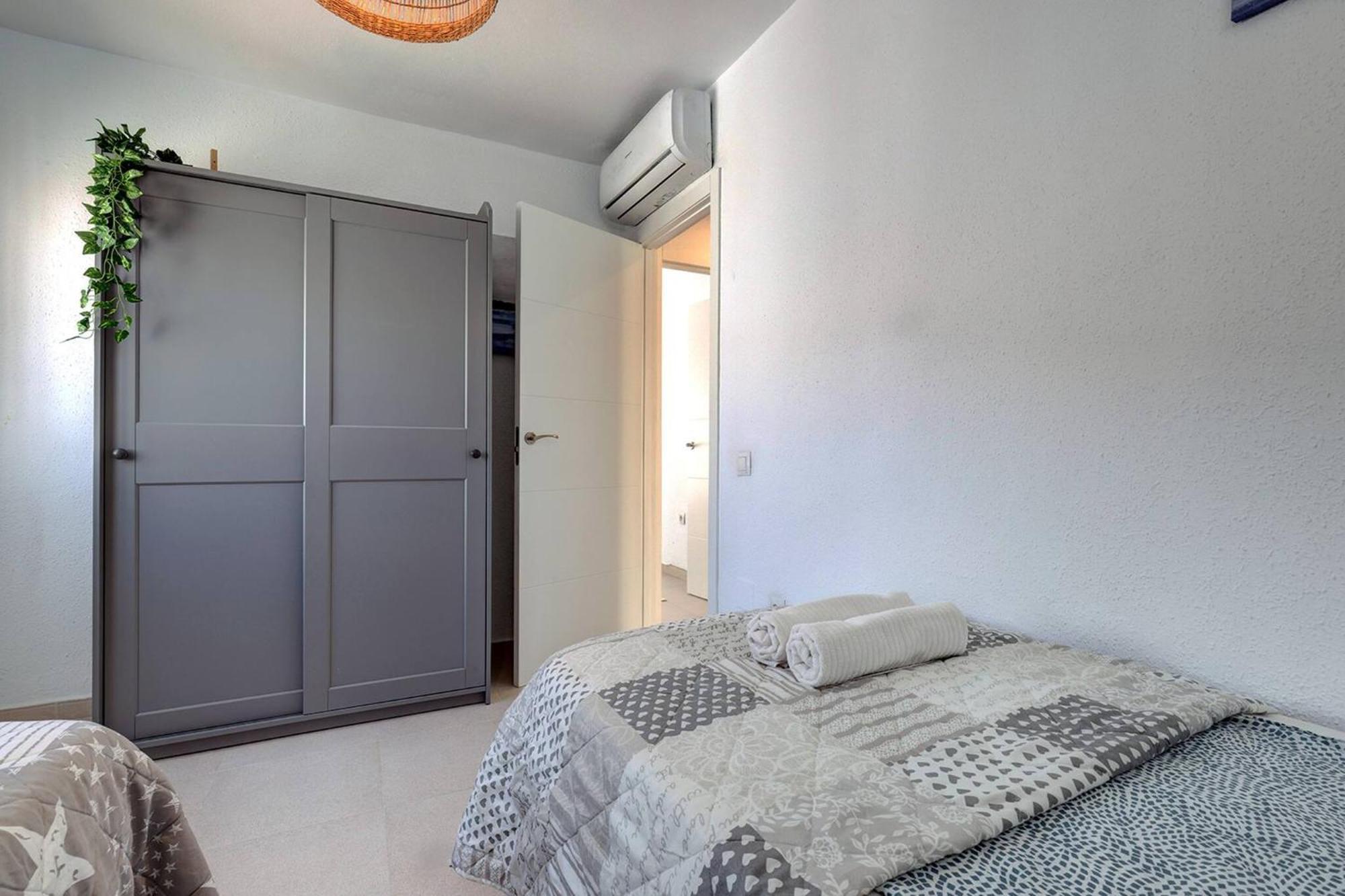 098 Traditional 2 Bed Pueblo Townhouse With Private Terrace * Benalmadena