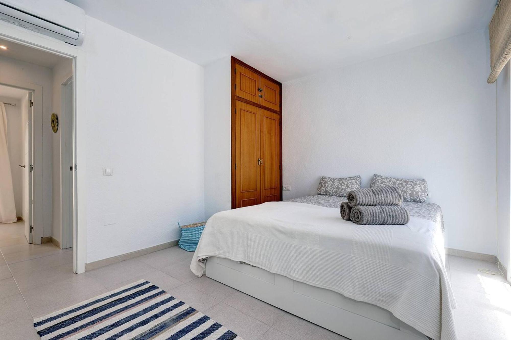 098 Traditional 2 Bed Pueblo Townhouse With Private Terrace Holiday home Benalmadena