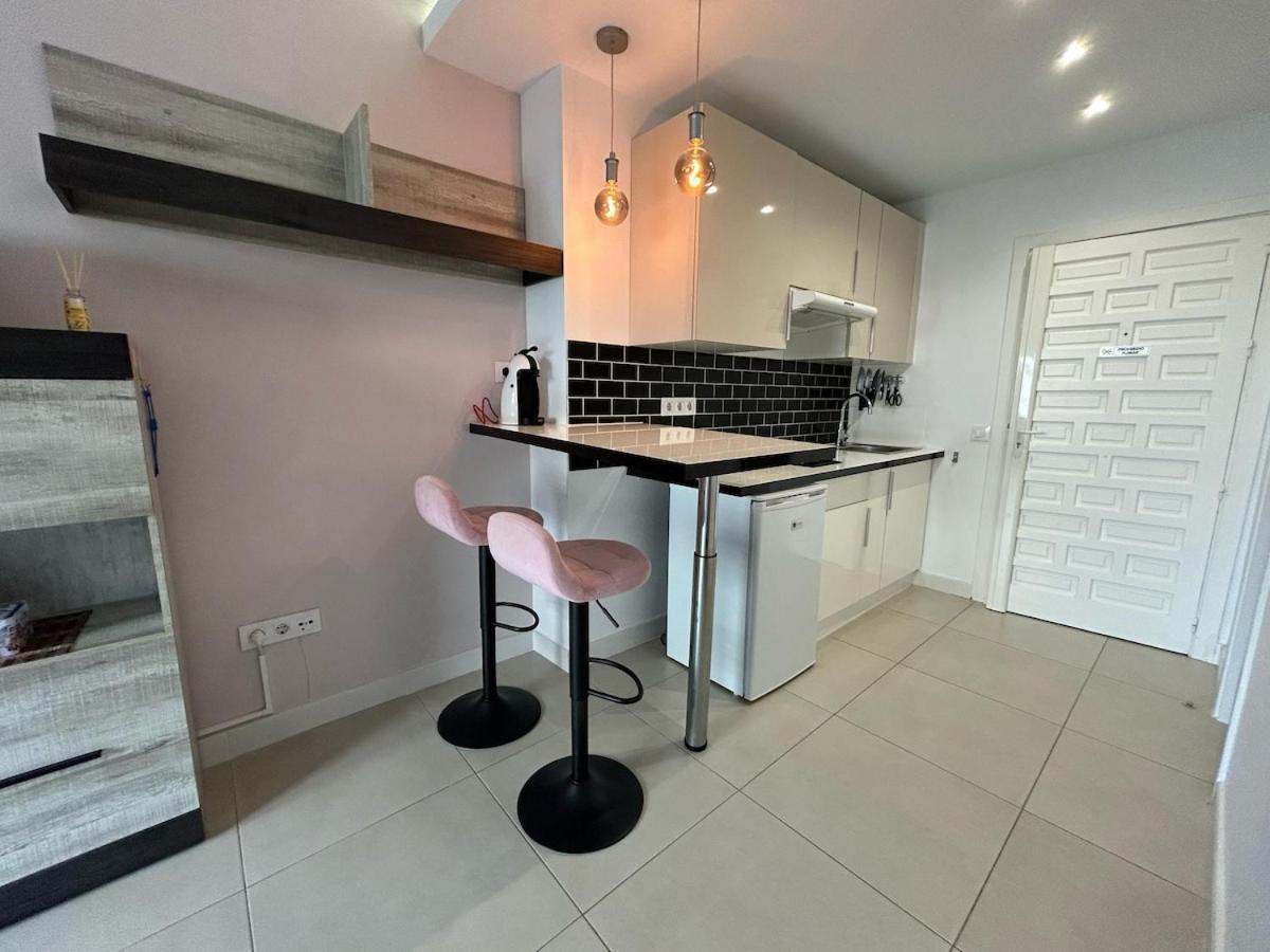 Benalbeach Ocean View Apartment *