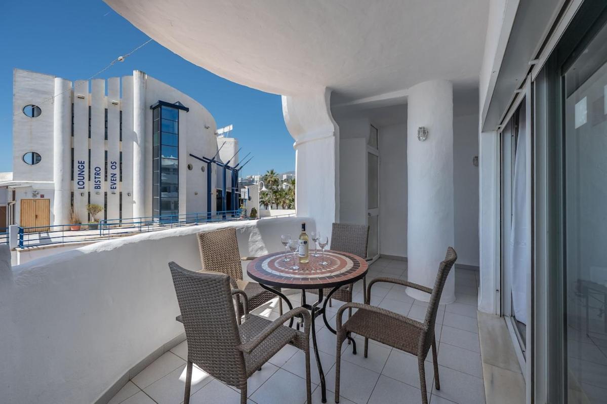 Puerto Marina Sea Views Apartment