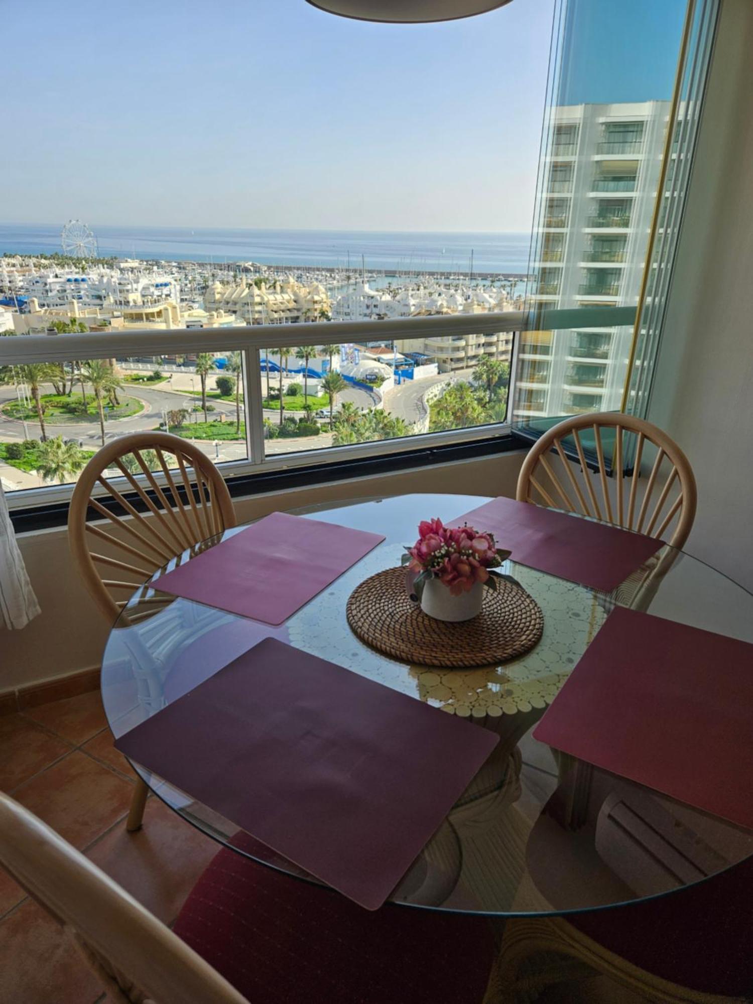 Apartment En Primera Linea Benalmádena