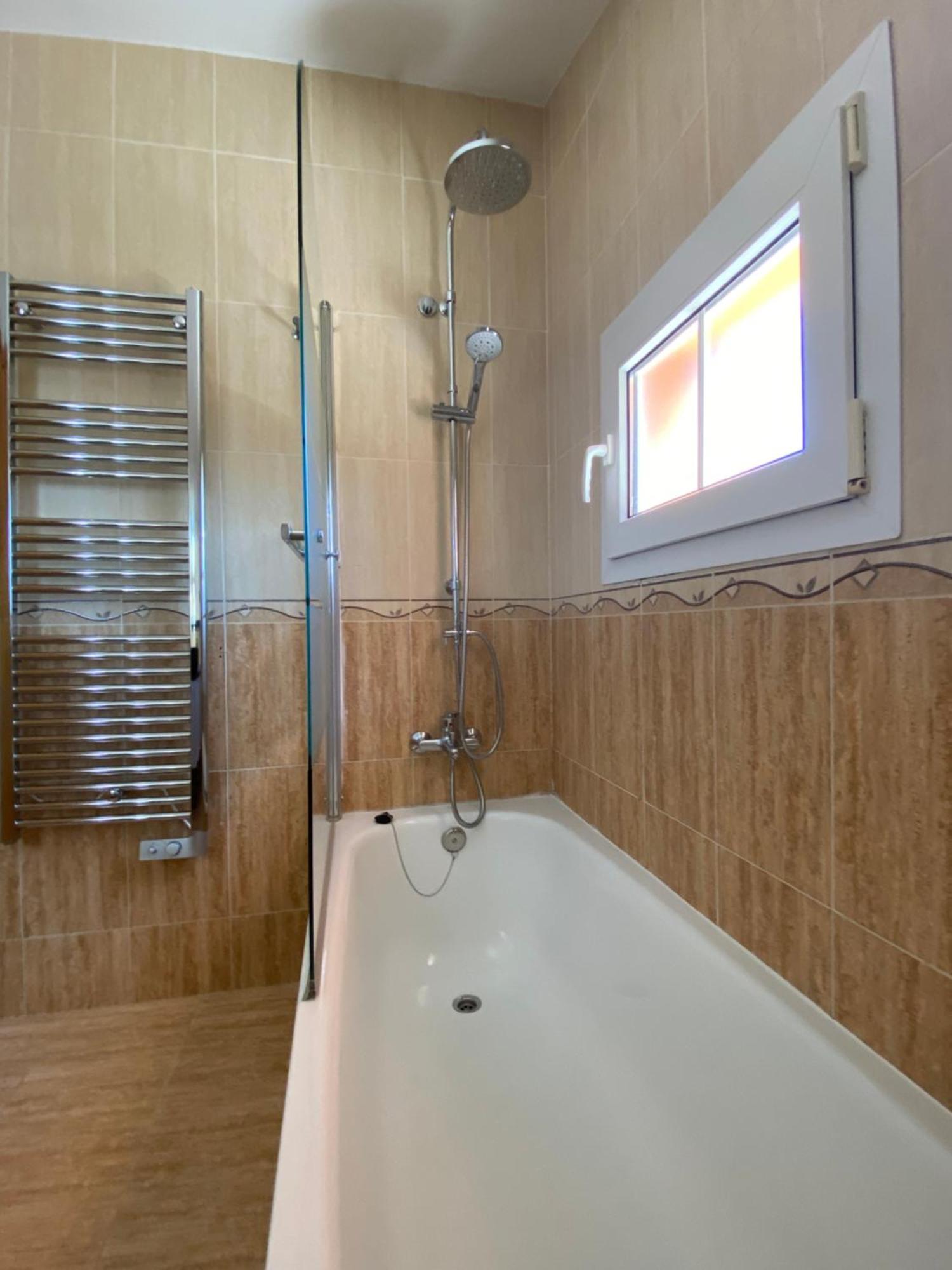 Villa With Heated Private Pool, Sea View& Turkish Sauna