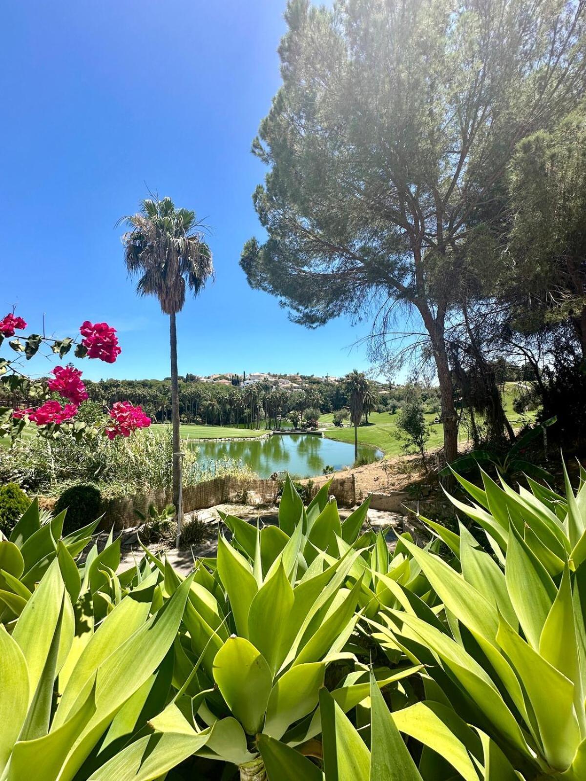 2 Bedroom Golf House - Spectacular Views Apartment *