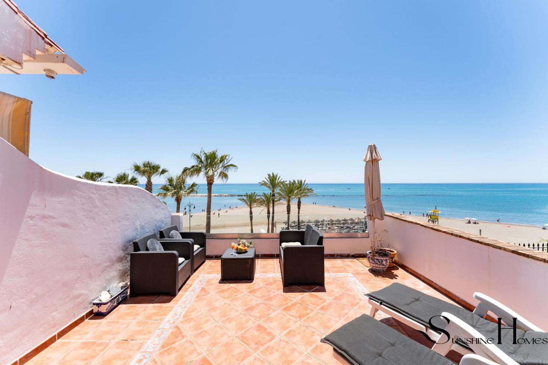Appartement Living On The , First Line + Big Terrace Views *