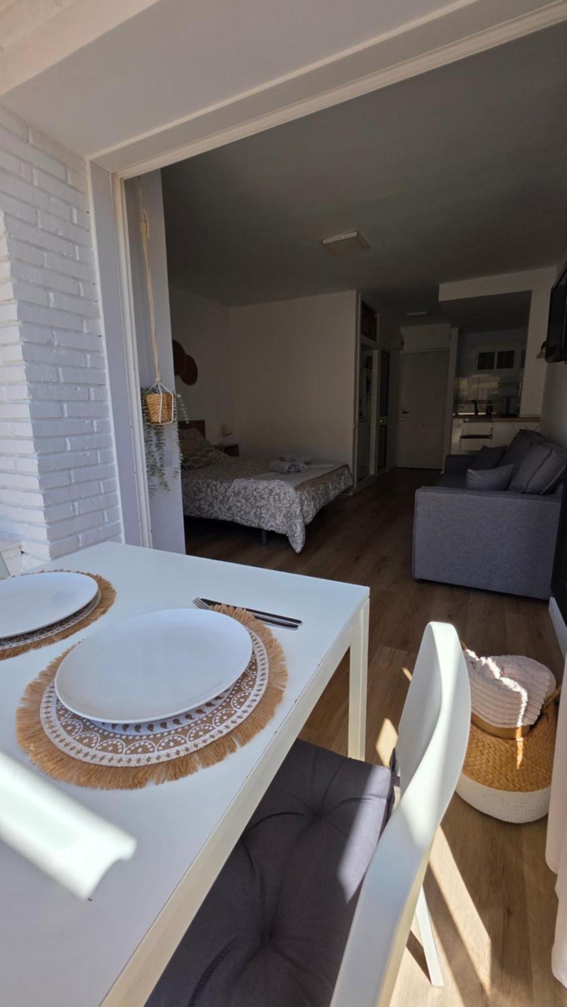 Estudio En Apartment