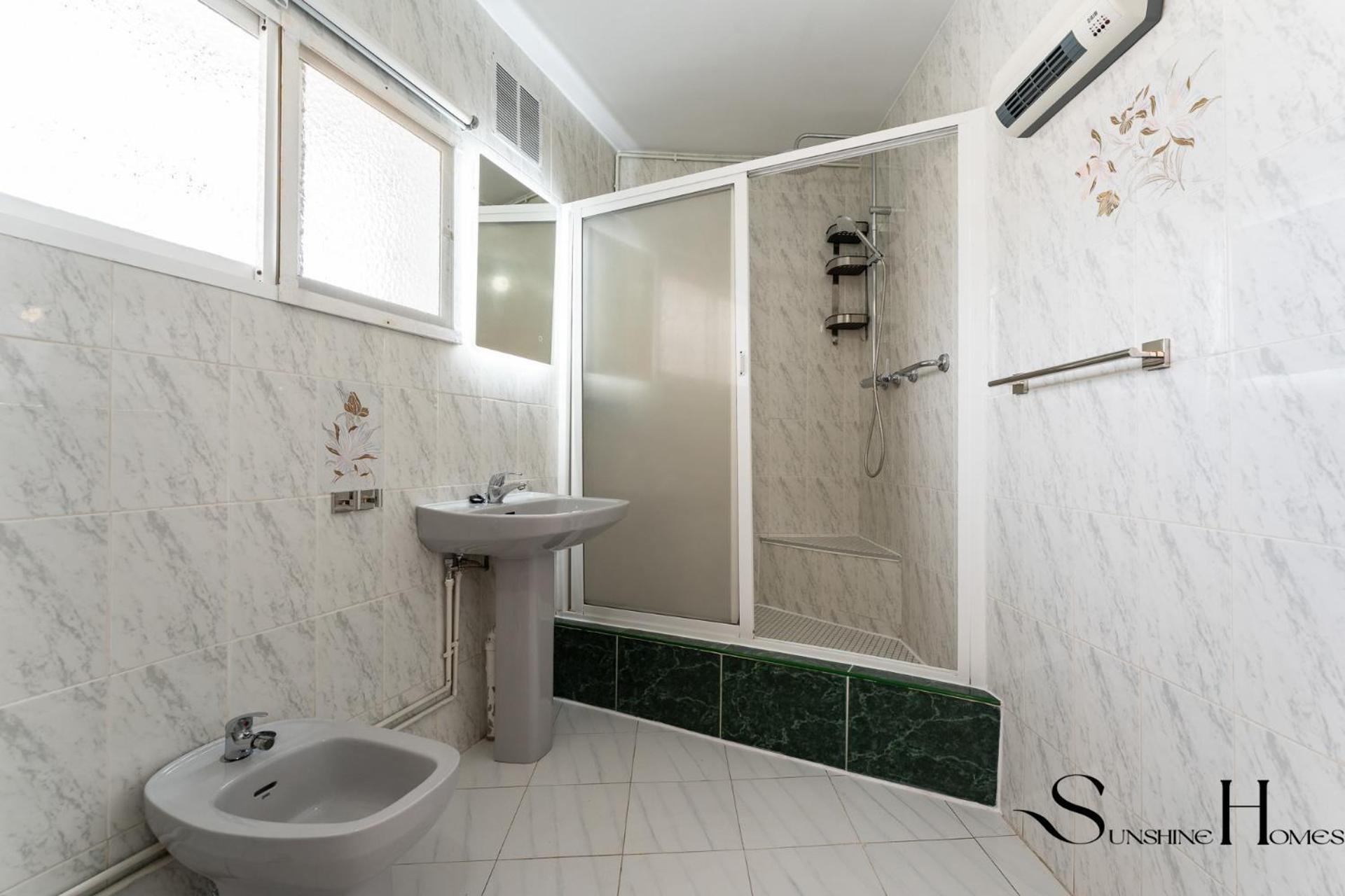 Great Location, Sea View, 2 Bedroom, Steps From The Appartement *