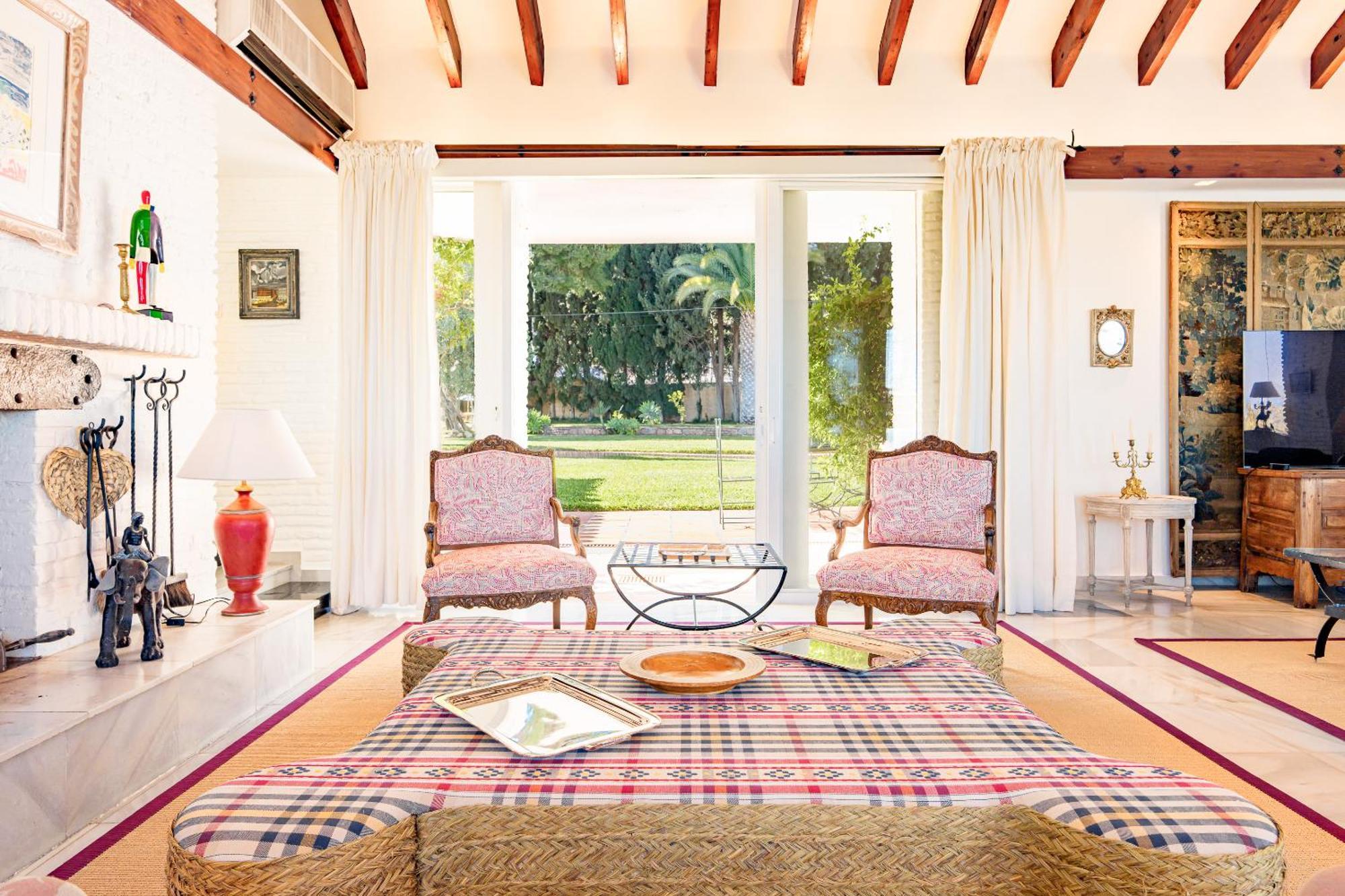 7,000 Sqm Luxurious With Panoramic Sea Views Multiple Gardens & Two Pools *