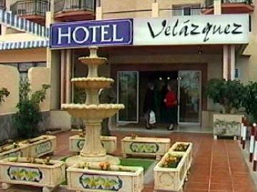 Kross Velazquez Hotel 3*