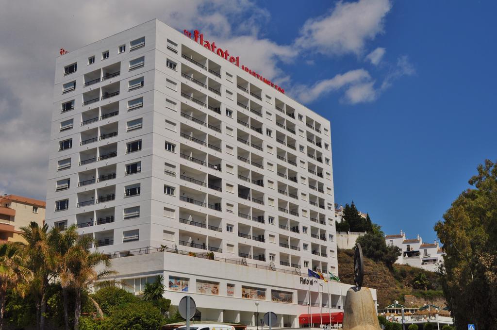 First Flatotel International Aparthotel