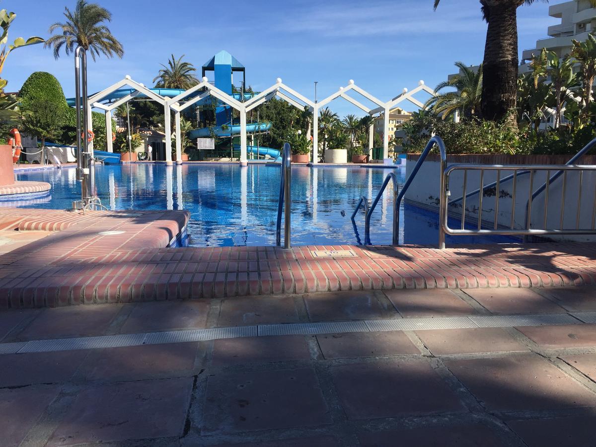 Estudios Y Benal Beach *
