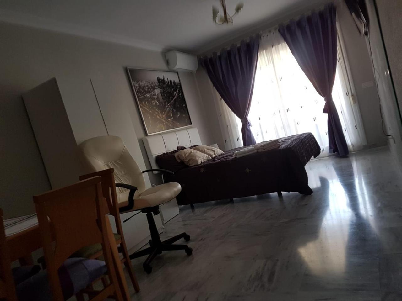 Viviendas Turisticas Torrequebrada Holiday home *