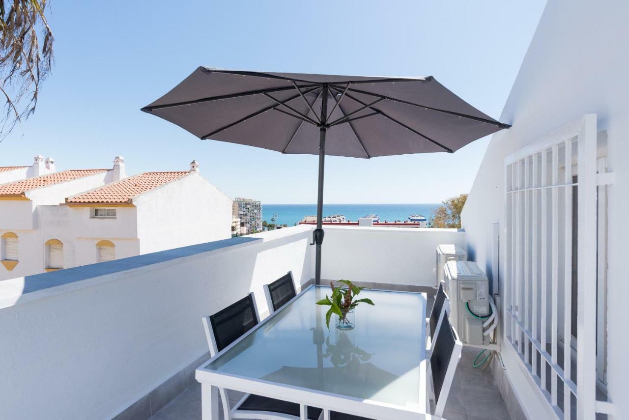 Benalmadena: Adosado Con Piscina Y Jardin