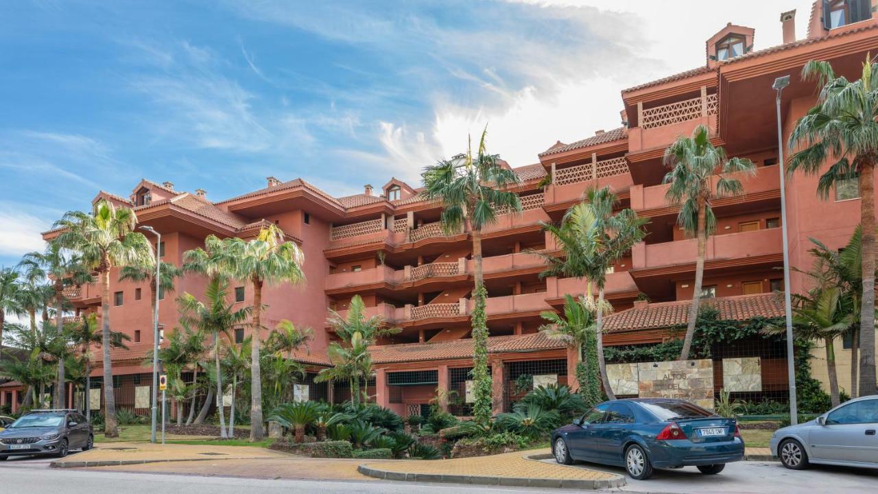 Appartement Weforyou Atico U Reserva Del Higueron, 3 Dormitorios Con Jacuzzi, Piscina Y Parking