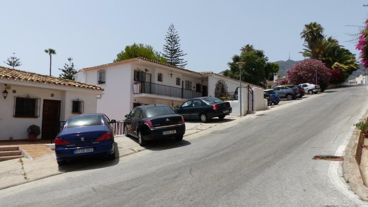 Appartement Apartment, 2 Bedrooms, On The Beach, With Pool, Sea Views And Garden -- Included, Parking & Wifi
