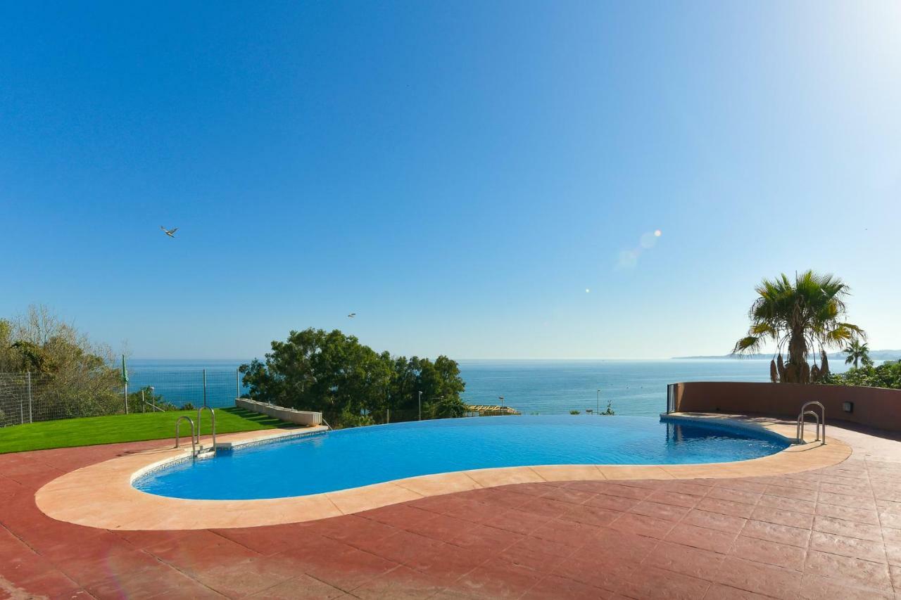 Appartement Bluebenalmadena 200meters From The With Jacuzzi And Rooftop Terrace (adults Only) *